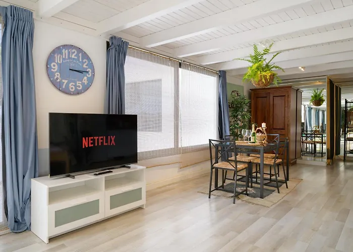 Lilli - La Maison De La Danse * La Asomada (Lanzarote)