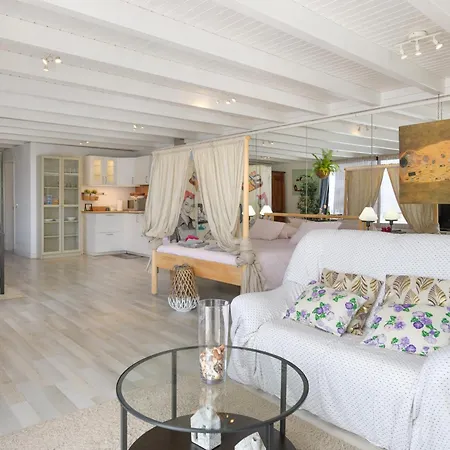 Lilli - La Maison De La Danse Apartamento *